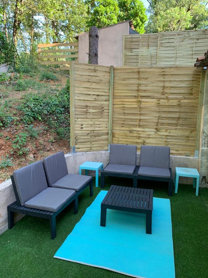 Logement Mabouya Apartamento Brignoles Exterior foto